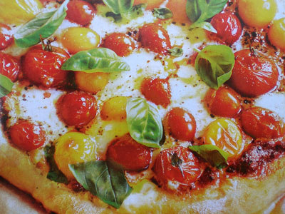 Фото пиццы с томатами