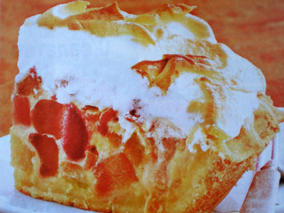 Фото пирога с ревенем под безе
