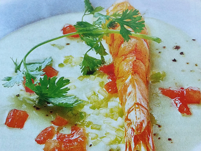 Фото кокосового крем супа с креветкой