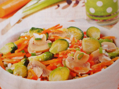 Фото овощного салата с брюссельской капустой